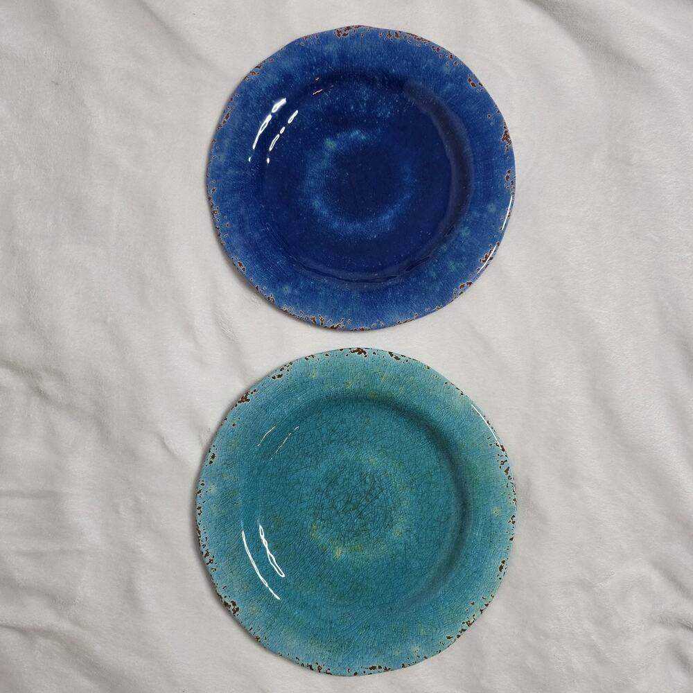 Pier 1 Carmelo Melamine Plates Set of 2 (Light Blue & Blue) Rustic Crackle 11"